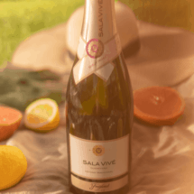 Alternative view of Sala Vivé Brut Rosé