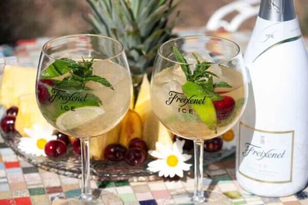 Cócteles fáciles con Freixenet Ice